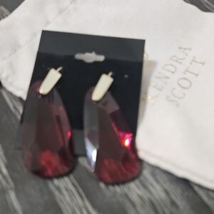 Kendra Scott Mauze Cranberry Earrings